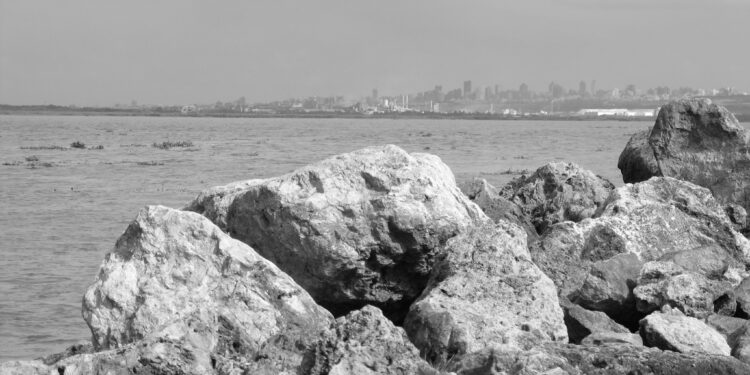 Bocas de Ceniza: Donde el Río Magdalena se Encuentra con el Mar Caribe